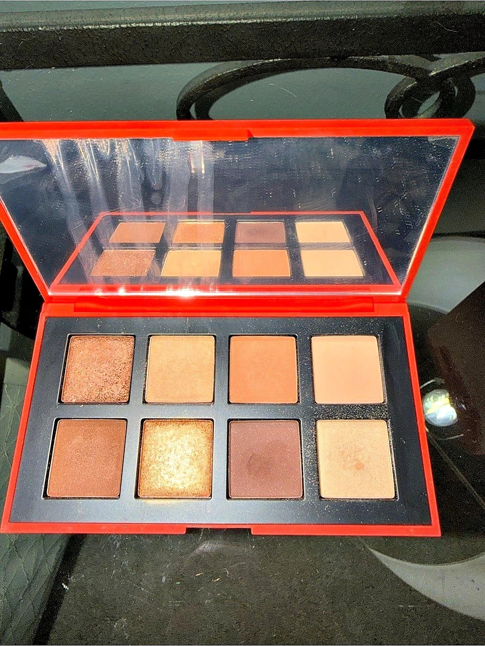Hung Vanngo Color Story Eyeshadow Palette - Wonderful Warm - Lightly Swatched